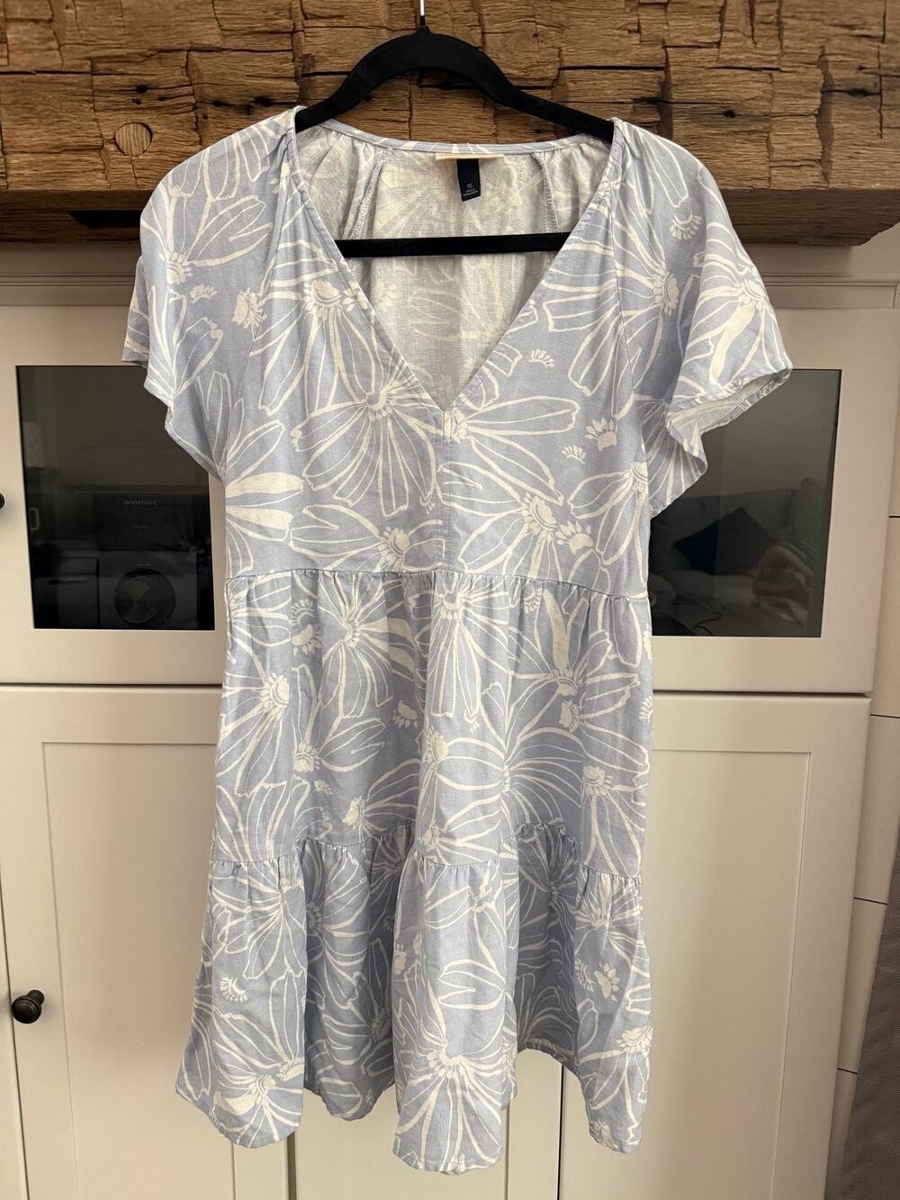 Universal Thread Blue Floral Tiered Babydoll Mini Dress V-Neck Size XS